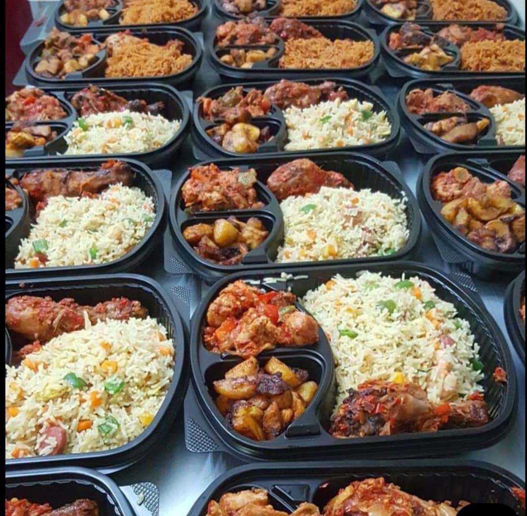 Finger Lunch — Meal Trays with Rice & Chicken